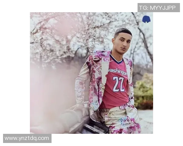 足球场上的动物奇才:用动物拟人化展现球星的独特风采