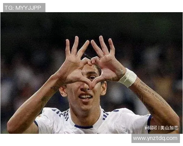 足球明星定点球技巧解析 盘点足坛经典定球瞬间与训练方法